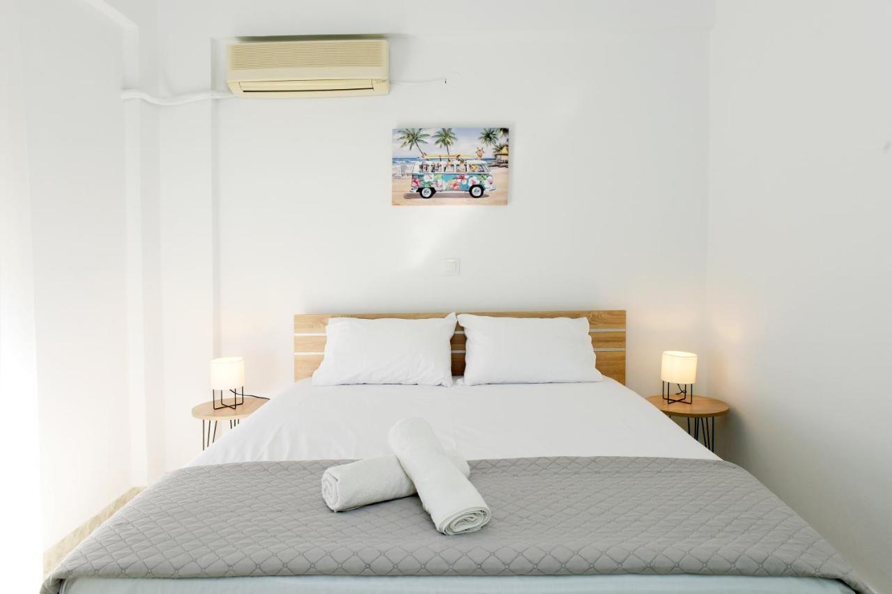 Villa Irilena - 4Bdr Beach House 根纳迪 外观 照片