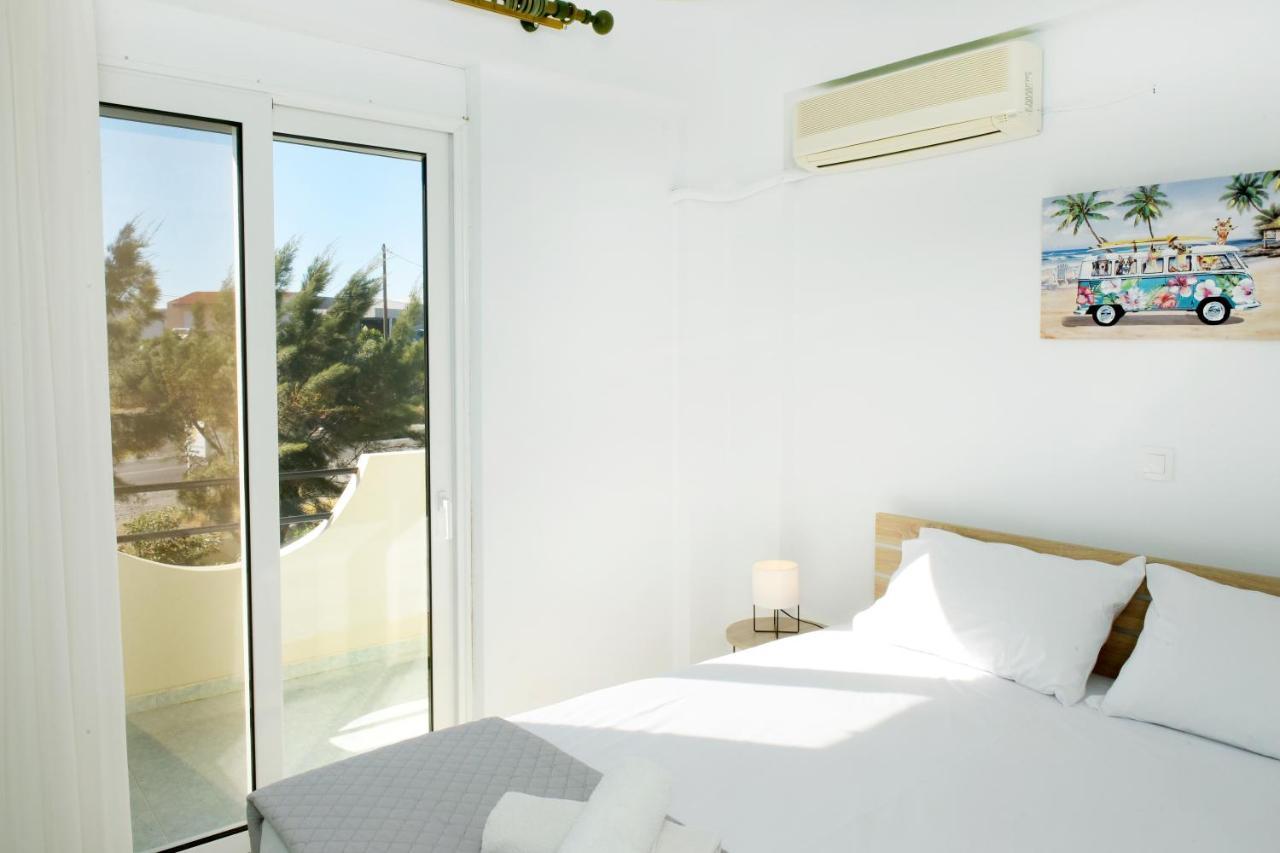 Villa Irilena - 4Bdr Beach House 根纳迪 外观 照片