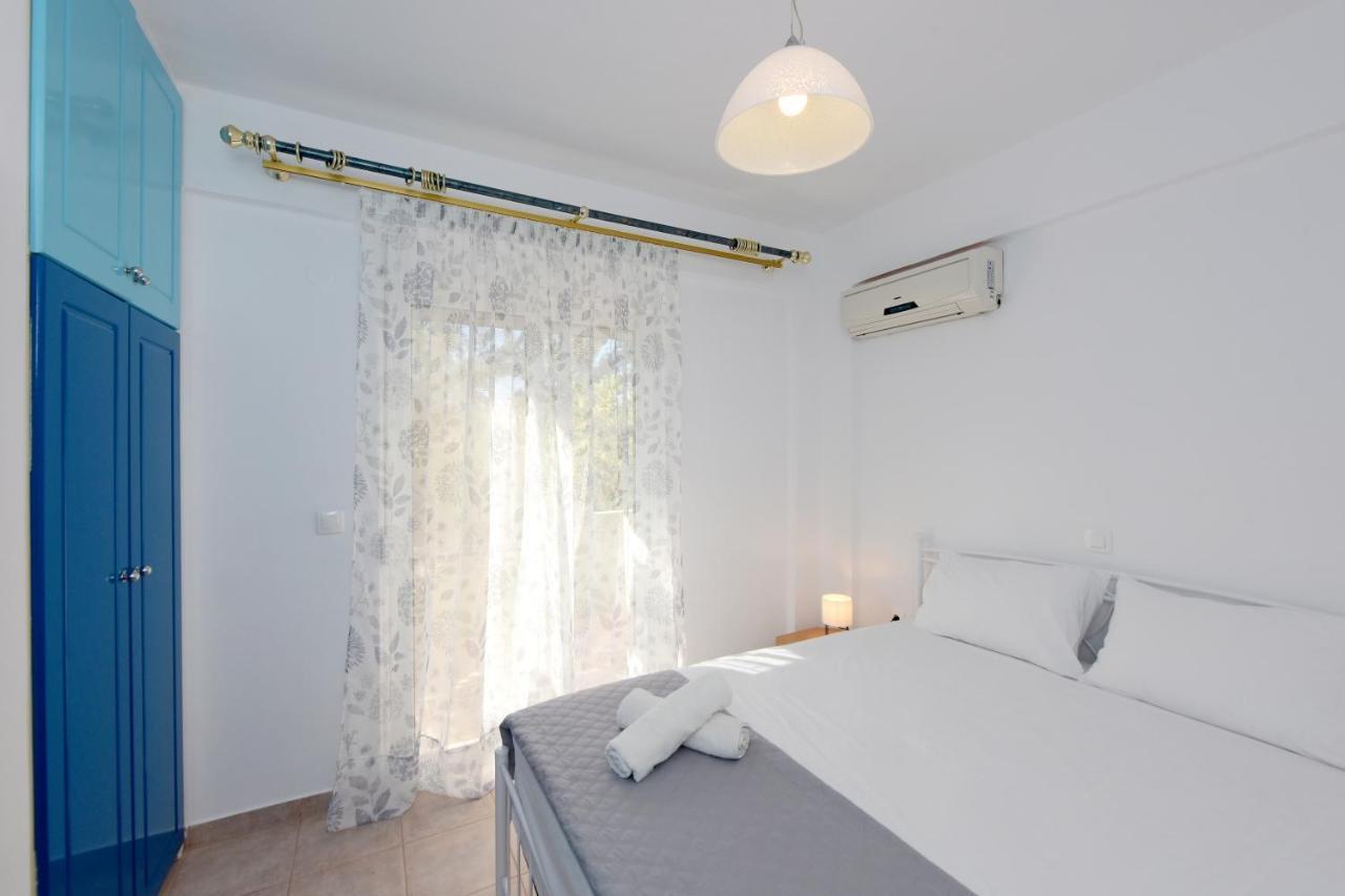 Villa Irilena - 4Bdr Beach House 根纳迪 外观 照片